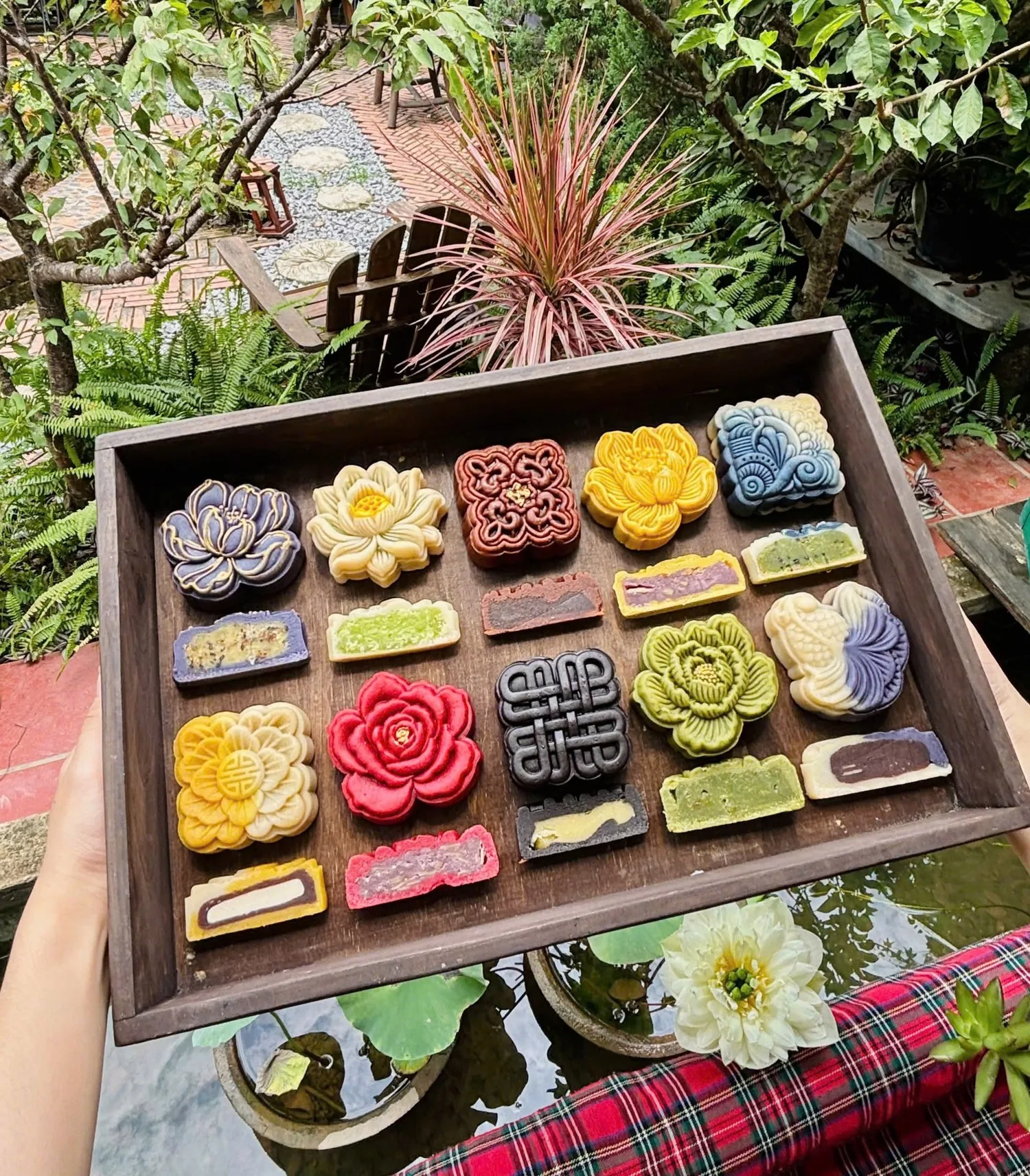 Khay bánh trung thu nhiều vị của TCLAP SHOP